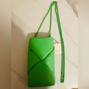 BNWT Brandless puffy green small crossbody.